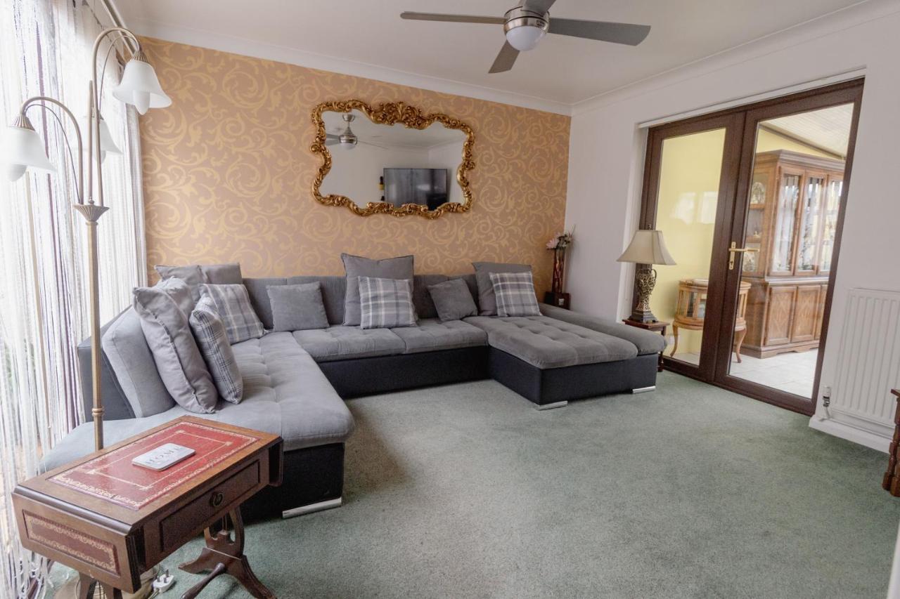 Palm Bay'S Luxury Bungalow - Self Check In & Parking Villa Margate Ngoại thất bức ảnh